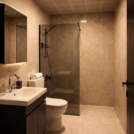 Bed & Breakfast Modern And Spacious In Yasamkent